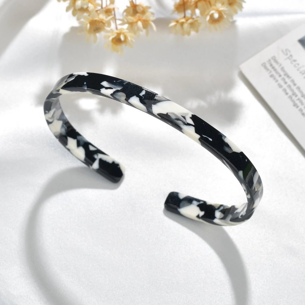 Multi-Color Thin Tortoise Shell Bracelets - Picture 4 of 5